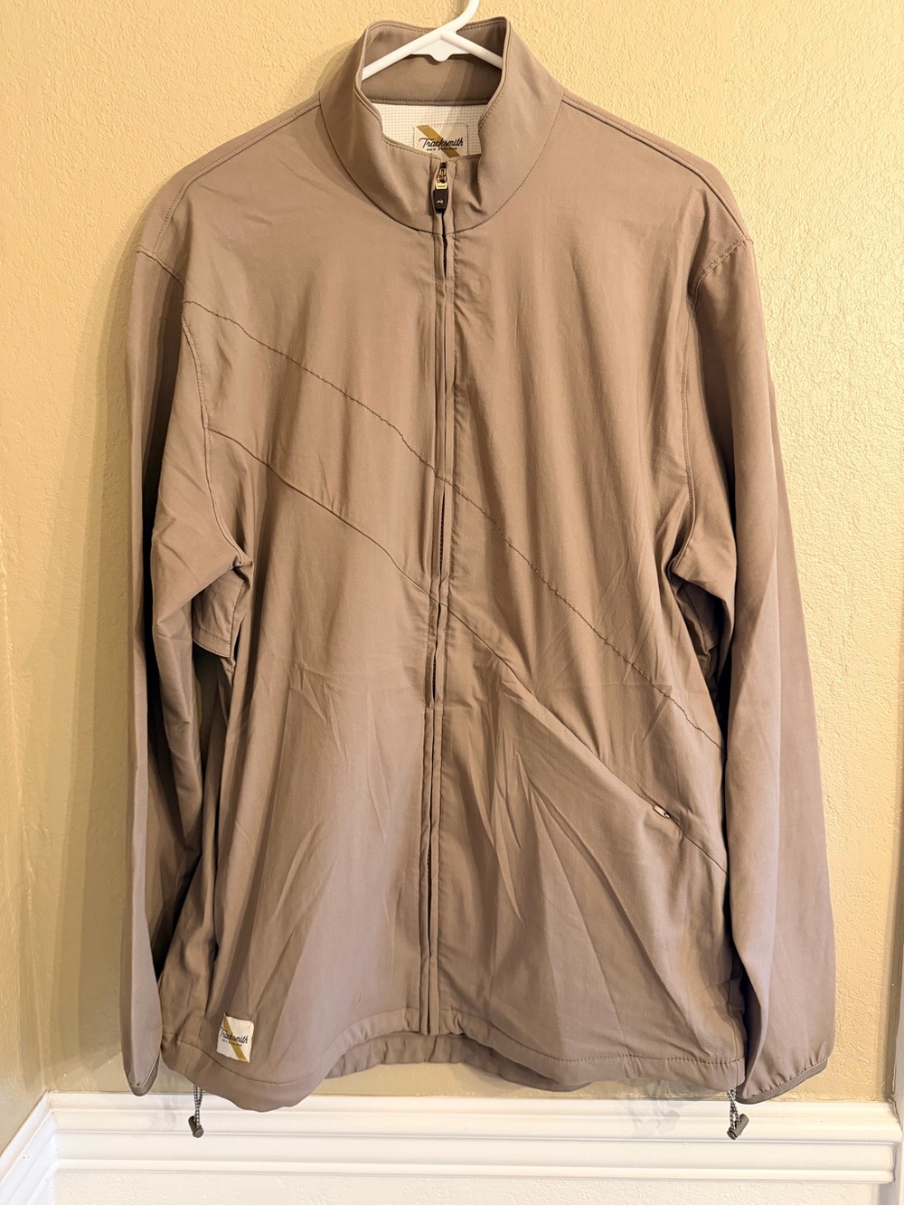 Tracksmith New England Men's Full-Zip running Jacket in walnut